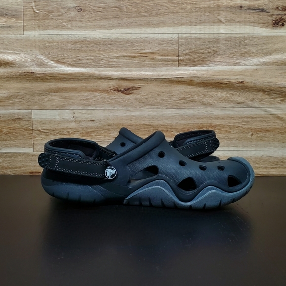 Crocs Swiftwater Black Clog Shoes Men's Size 9 - Picture 4 of 10
